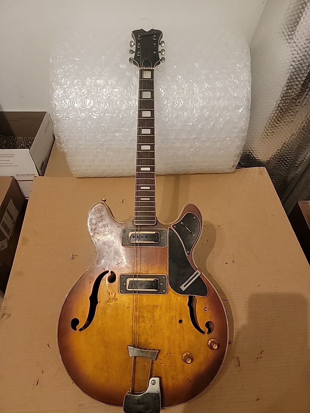 Rare 1960s Cavalier Hollow Body Electric Guitar Guild? Area diamond?