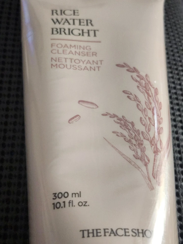 Limpiador en espuma brillante de agua de arroz Lg Avon Face Shop 10,1 oz NUEVO sellado Foto 3 de 3