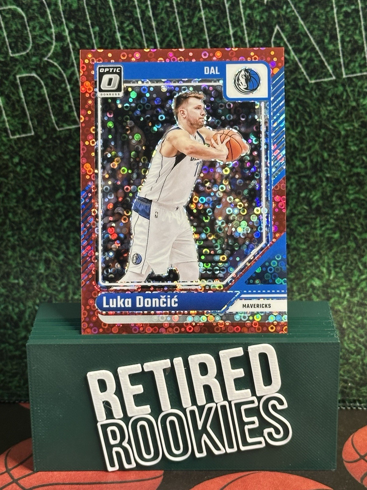 2024-25 Panini Optic Fast Break Red #214 Luka Doncic /75 Mavericks Lakers