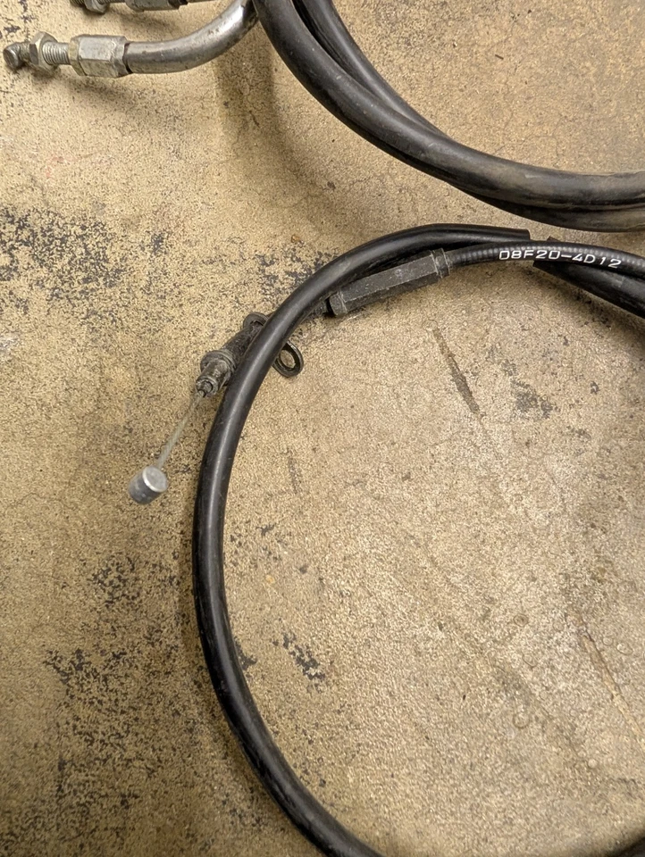 Suzuki Katana 2004 OEM cables de acelerador y embrague GSX600F Foto 4 de 4