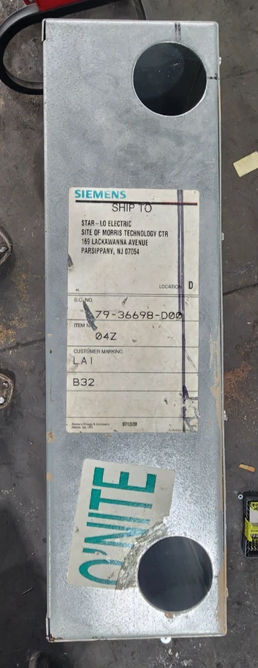🤠 SIEMENS 50 AMP MAIN BREAKER PANELBOARD 208Y/120V 3Ø 4W 18 CIRCUIT - Image 4 of 4