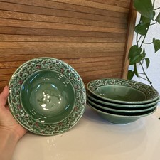 Artisan Atelier Holly Berry 5244 Stoneware Bowls Set of 4 Green Red Oven Safe