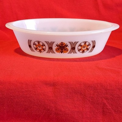 Vintage Glasbake 10'' 1 Qt Oval White Milk Glass Casserole MCM Baking Dish J-235