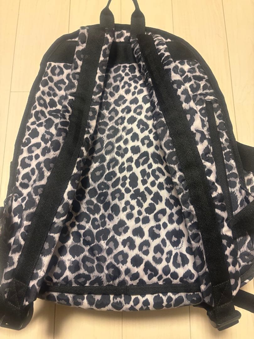 Leopard print rucksack/backpack leopard lesportsac - image 5
