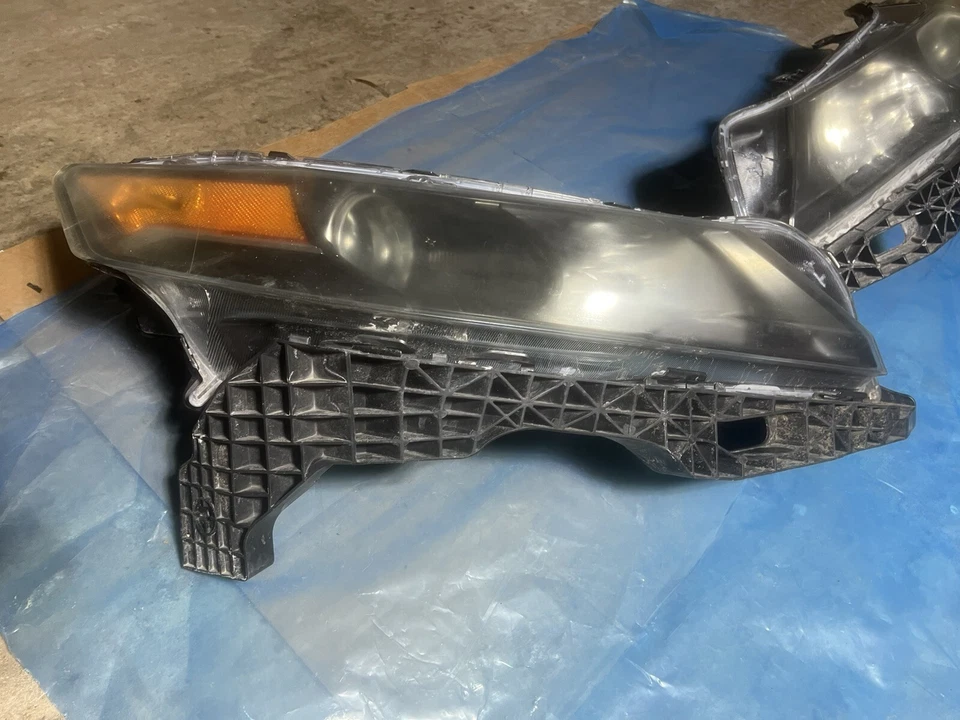 Faro delantero derecho pasajero/lado del conductor Acura TL 2012-2014 XENÓN HID OEM Foto 2 de 4