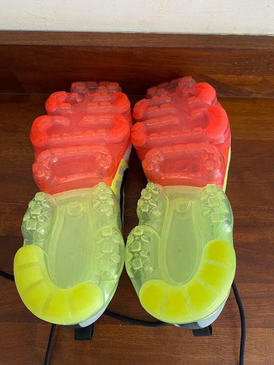green and red vapormax