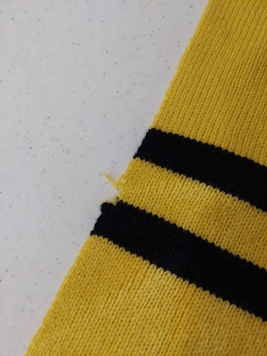 Wizarding World Of Harry Potter Scarf Hufflepuff Cosplay Costume Yellow & Black - Bild 4 von 7