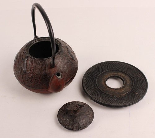 Teavana Year of the Monkey Gusseisen Emaille-gefütterte Teekanne mit Untersetzer - Bild 8 von 18