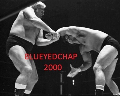 DON MURACO VS RIP HAWK WRESTLER  8  X 10 WRESTLING PHOTO NWA
