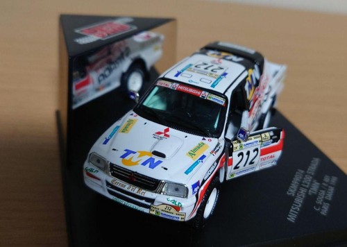 VITESSE SKID 1/43 Mitsubishi L200 Strada TMN #212 Rallye París-Dakar 1998 193073 - Imagen 2 de 11