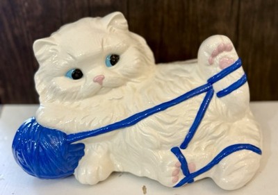 Vintage Persian White Blue Eyed Cat Playing With Yarn Ceramic Hand Painted Large