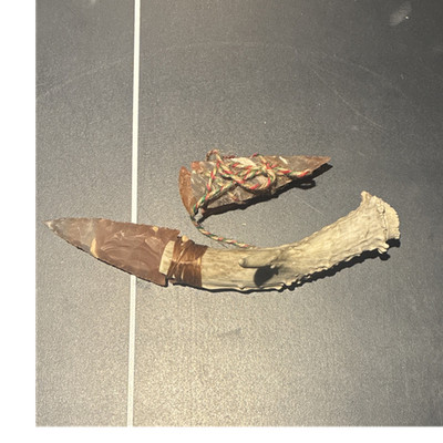 Handmade Stone Knife Arrowhead Style Antler Handle With Two Extra Blades