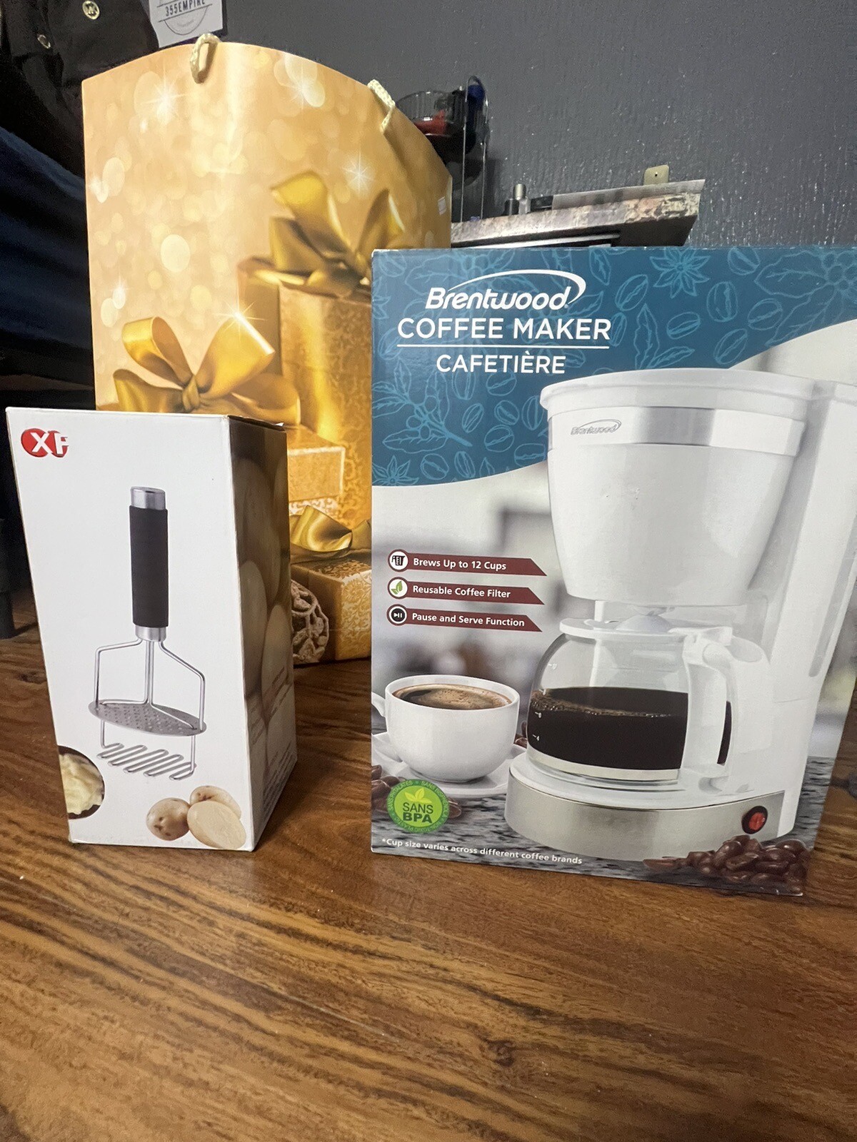 Brentwood Appl. TS-215W 12-Cup Coffee Maker (White)