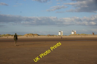 Foto 6x4 Einer der Eisenmänner von einem anderen Ort am Crosby Strand Crosby \/ c2015