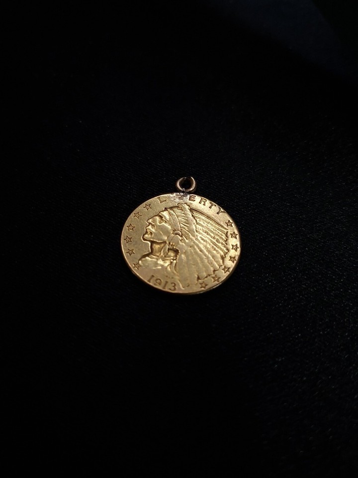 1913 Indian Head Eagle 2.50 Real 21.6K Gold Coin Pendant 4.23 Grams