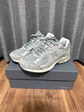 Men 8.0US New Balance 2002R Protection Pack Gray