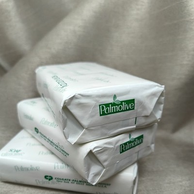 Palmolive Soap Bar 4.5 Oz. 3 pack lot. New factory sealed 