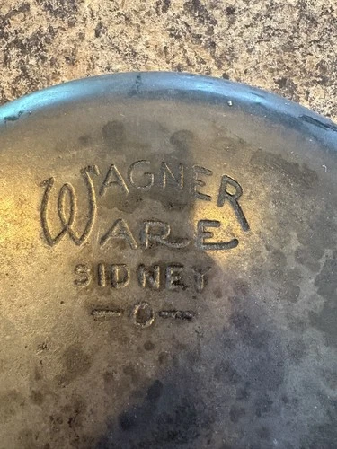 Wagner Ware Sidney O #8 Cast Iron Skillet with Vintage 1058