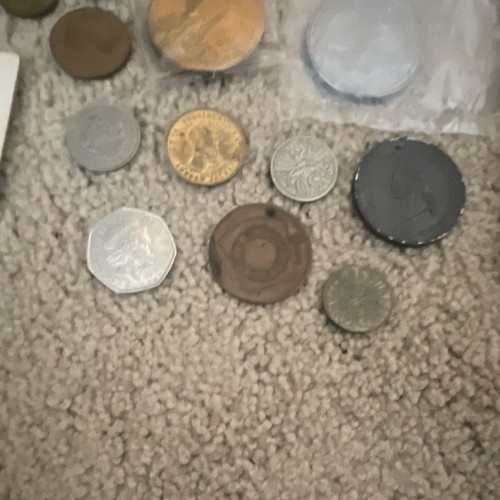 Lotto misto monete mondiali, gettoni souvenir e banconote Messico, Cina, Spagna  - Foto 8 di 8