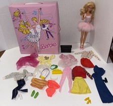 Vintage 1988 Mattel Barbie Pink Ballerina Fold Out Carrying Case