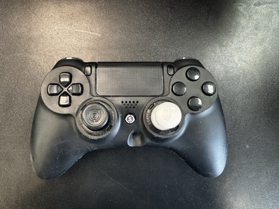 使用少 SCUF IMPACT PS4  コントローラー Amazon.com: SCUF IMPACT - Gaming Controller for PS4 and PC
