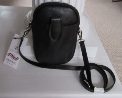 DIVINA FIRENZE ITALY Amanda GENUINE Leather Crossbody Bag Black NWT