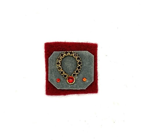Collana vittoriana vintage orecchini su velluto esposizione casa delle bambole artigianale miniatura