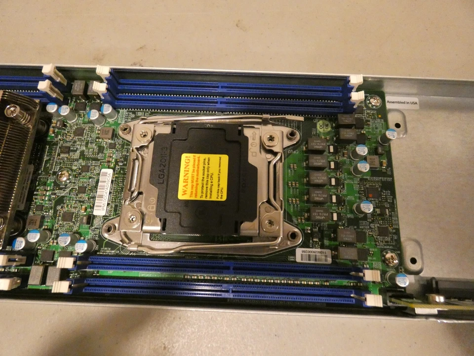 SUPERMICRO Blade Server MICROBLADE MBI-6128R-T2 Intel Xeon 8 Core 2.4GHZ SR206 - Image 3 of 4