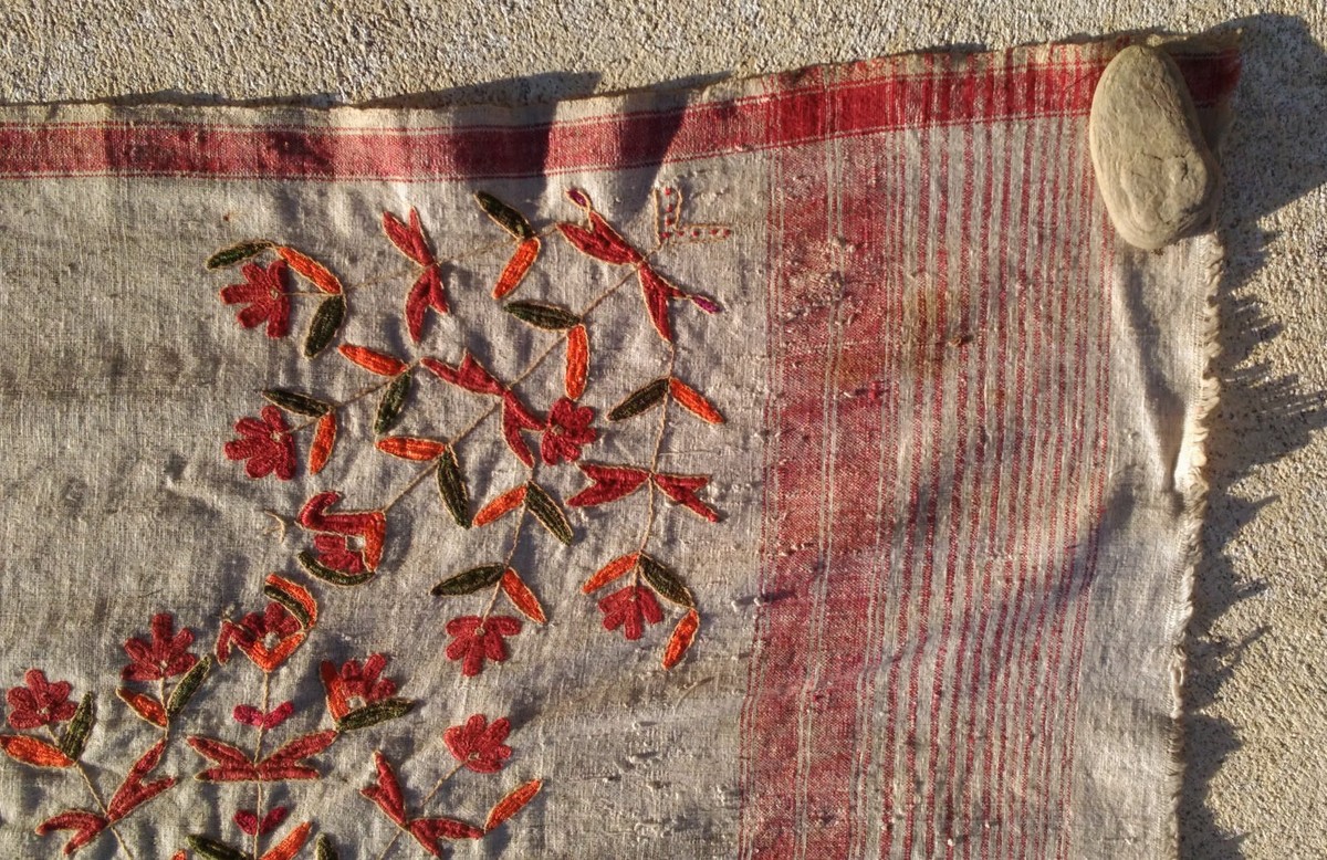 Tissu Ancien Perse / Inde Début XXe - Coton Beige Avec Miroirs - Occasion