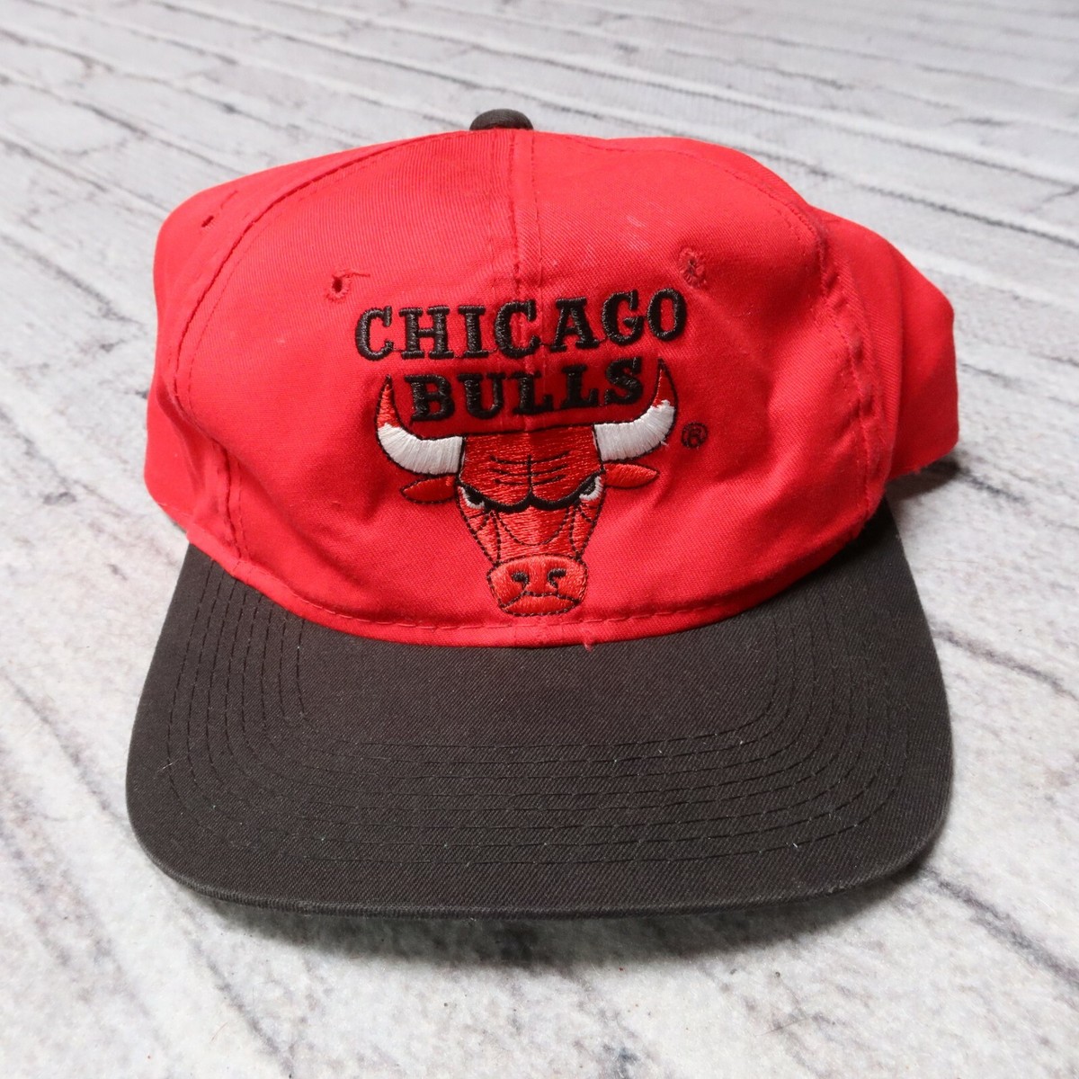 帽子 90s cap CHICAGO BULLS (OG LOGO) s-l400.jpg