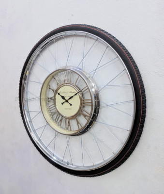 Large Wall Clock 28'' Bicycle Wheel Vintage Wall Clock Roman Numeric Fonts Gift