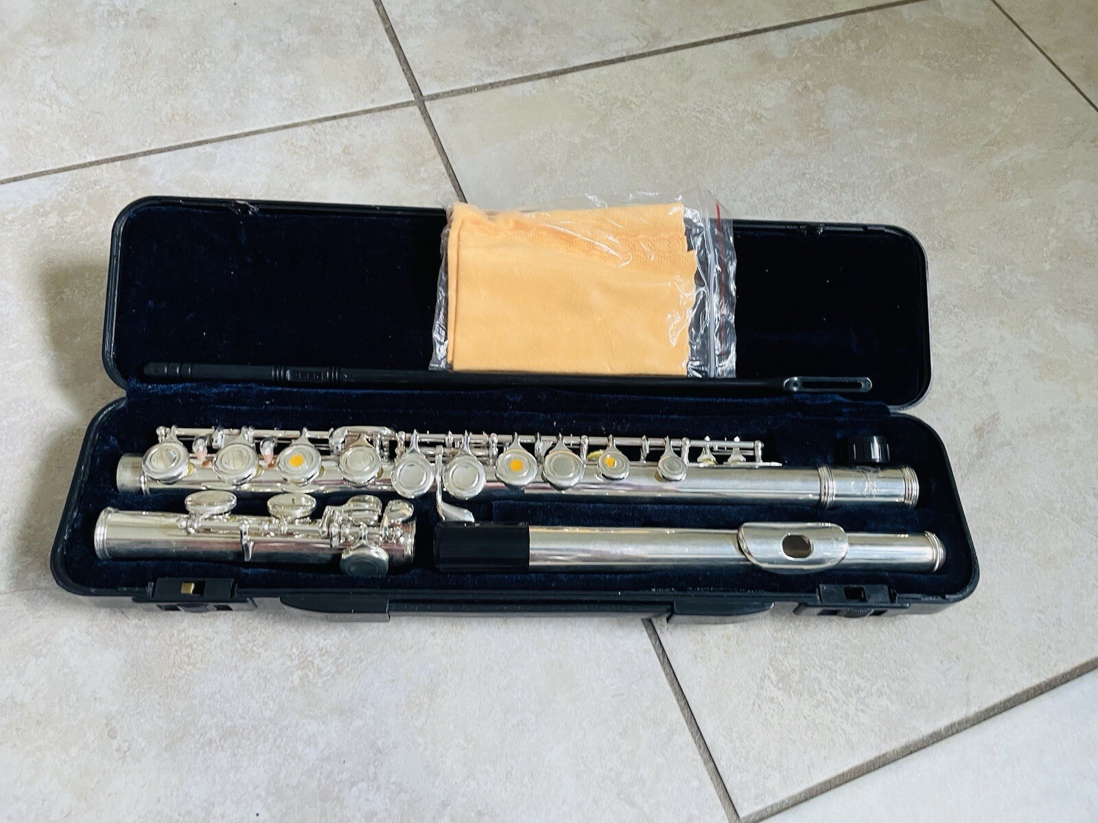 Etude Student Flute FL21030110 INSTITUTO TECNOLÓGICO DE CHINÁ