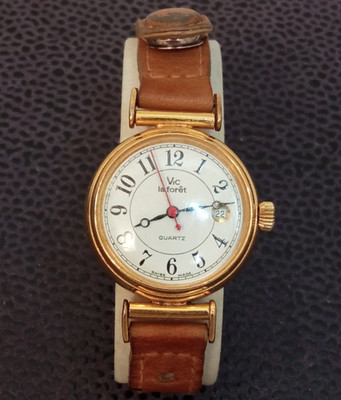 E19 Vintage Vic La Foret Damen Armbanduhr vergoldet 28mm