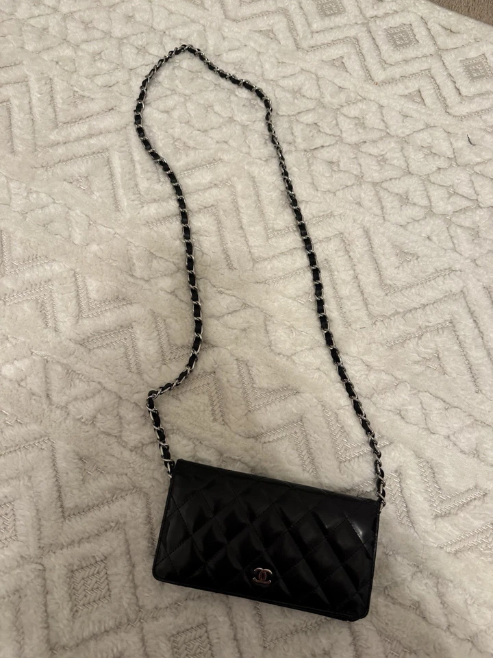 Chanel Acolchado Cuero Negro Cartera con Cadena Bolso Foto 2 de 4