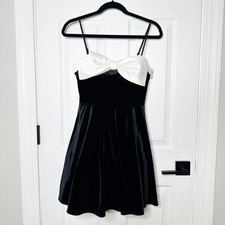 City Studios Juniors 5/6 White Bow Black Velvet Fit & Flare Mini Dress