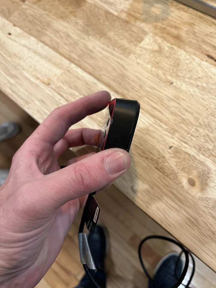 Pantech Verizon Jetpack 4G LTE Mobile Hotspot - MHS291L No Charge - Image 4 of 4