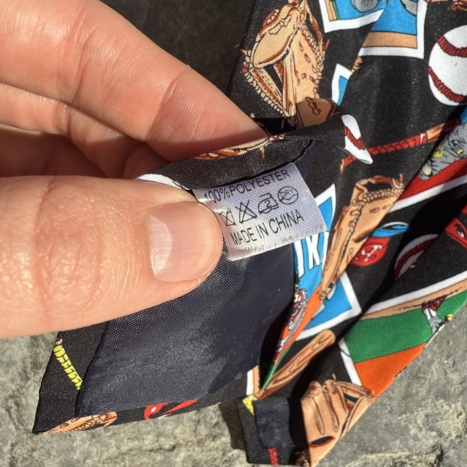 Corbatas especiales para el cuello con temática de béisbol Foto 4 de 4