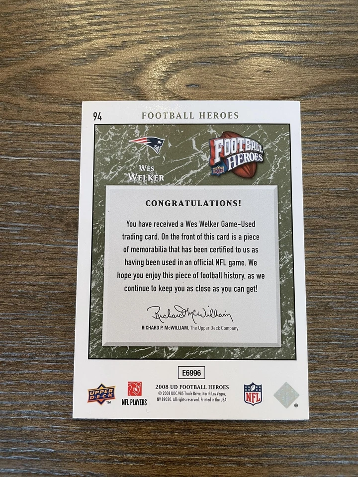 2008 Upper Deck Heroes #94 Wes Welker Jerseys Green Retail - Image 2 of 2