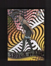 2022 Panini Revolution WNBA #5 Candace Parker Shock Wave