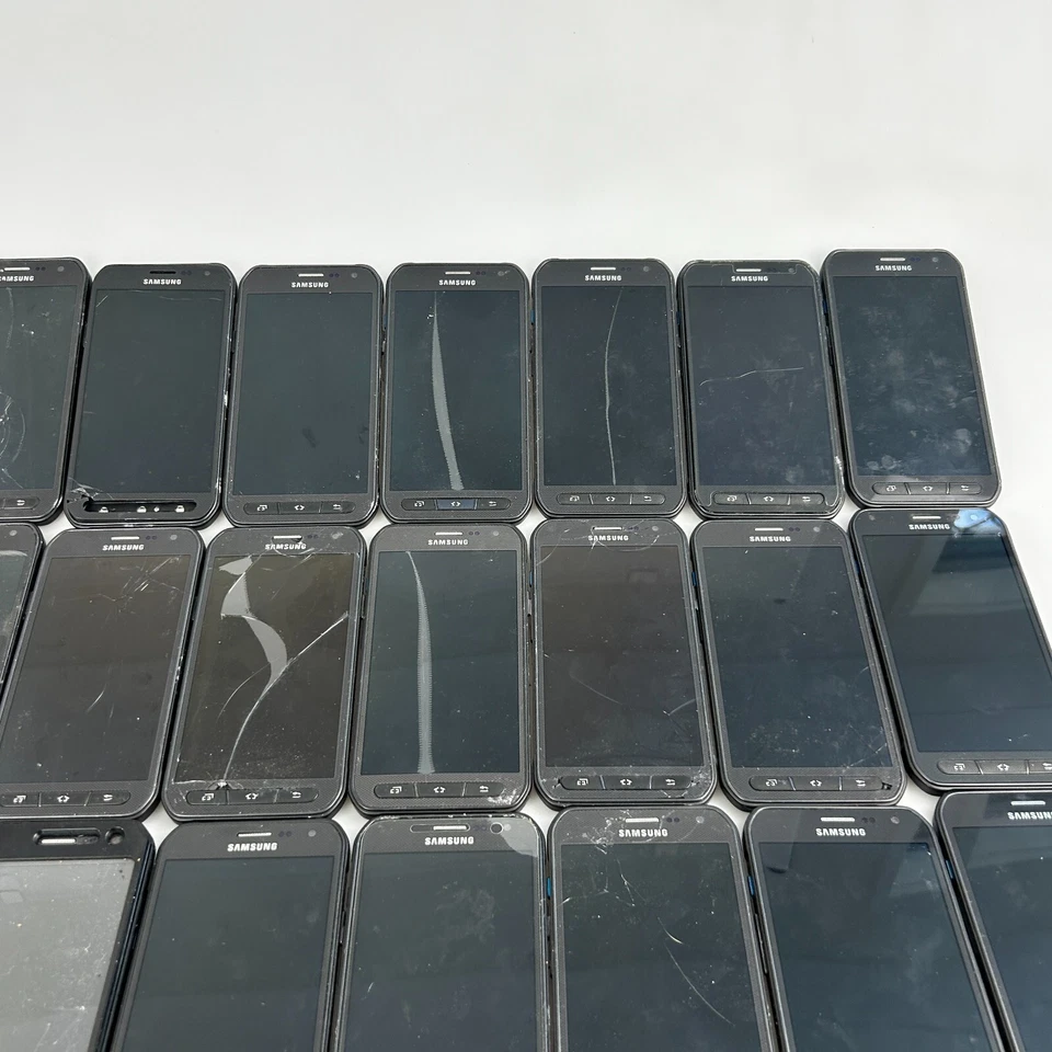 Smartphone Samsung Galaxy S6 Active SM-G890A Lote de 44 Para Piezas/Reparación Foto 3 de 4
