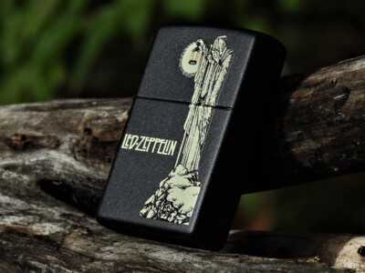 2002年 LED ZEPPELIN ＆ 1982年 ウッド zippo Led Zeppelin Stairway to Heaven Zippo Lighter - Robert Plant
