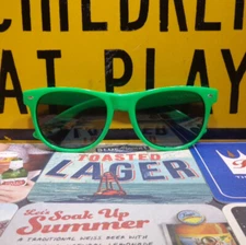 MALIBU "Novelty - Promotional Sunglasses x1" NOS - New Old Stock