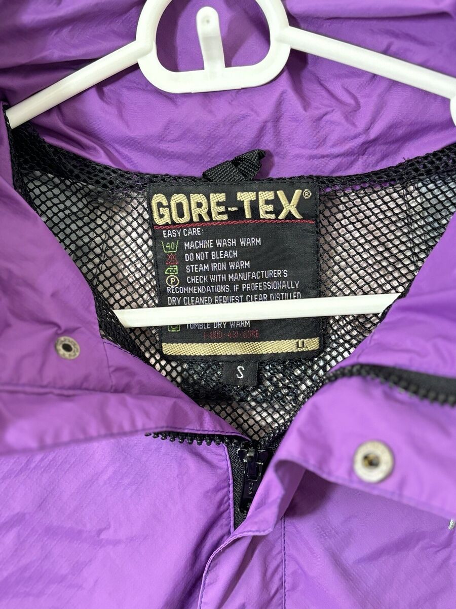 Vintage The North Face Summit Series Gore-Tex Waterproof Vintage The North Face Summit Series Gore-Tex Waterproof