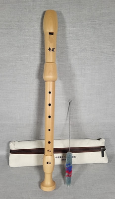 Baroque Recorder 8 Holes, Soprano C Key  Made of Maple Wood with Storage pouch