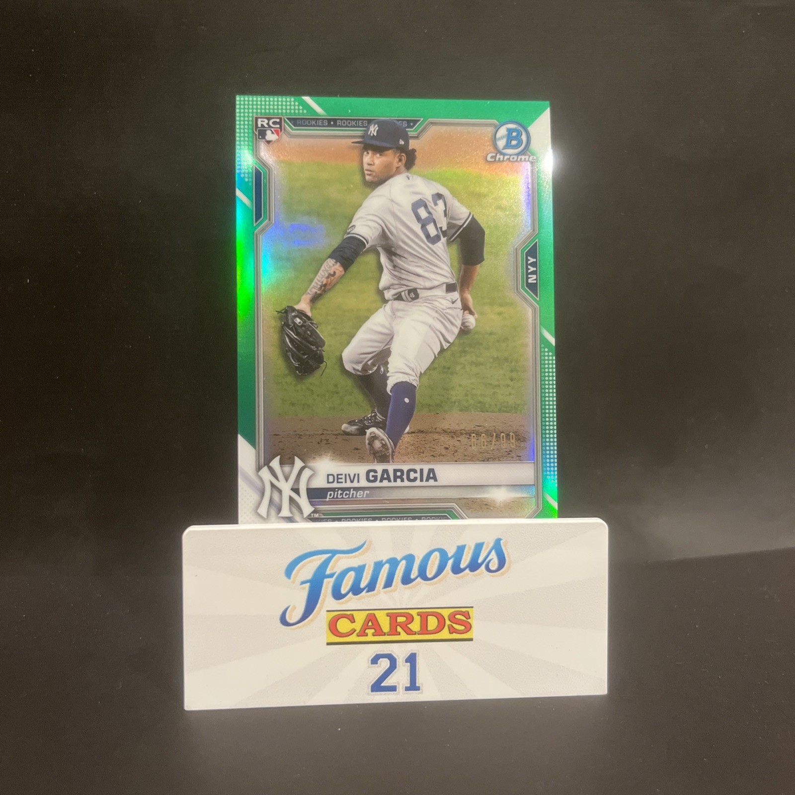 2021 Bowman Chrome - Deivi Garcia #55 Green Refractor /99 (RC)