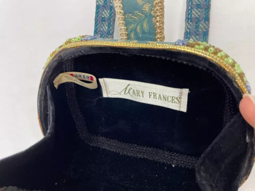 2 Stück - Damen Handtasche: Mary Frances mehrfarbig und silberfarben - Bild 7 von 16