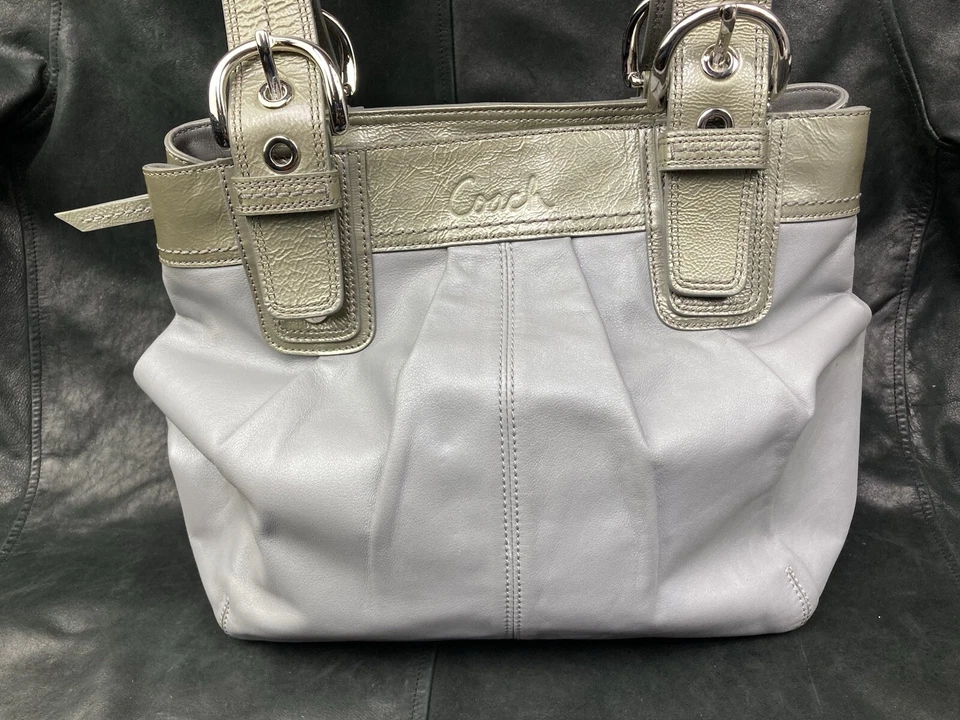 Coach Grey Leather Hobo Bag - Imagem 2 de 4