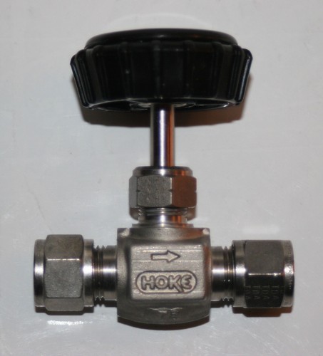 Válvula de aguja 3/8" tubo OD 316SS (5000 psig) HOKE 3812G6M - Imagen 1 de 4