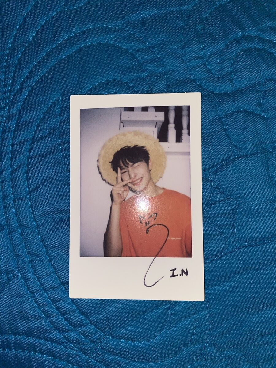 Stray Kids Unveil Op.2 I am WHO I.N Jeongin Polaroid Stray Kids Unveil Op.2 I am WHO I.N Jeongin Polaroid