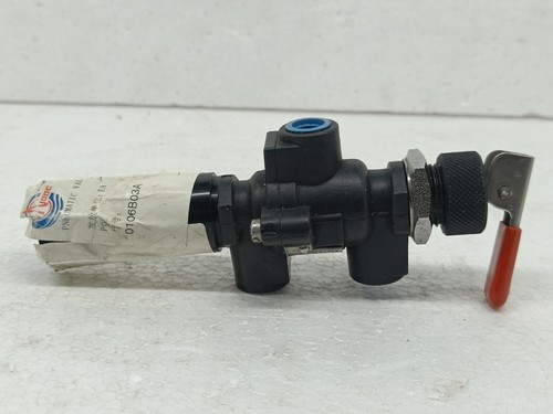 NEW Amot 4057D025H1 pilot control valve 1/4in Npt type cp - Picture 10 of 15